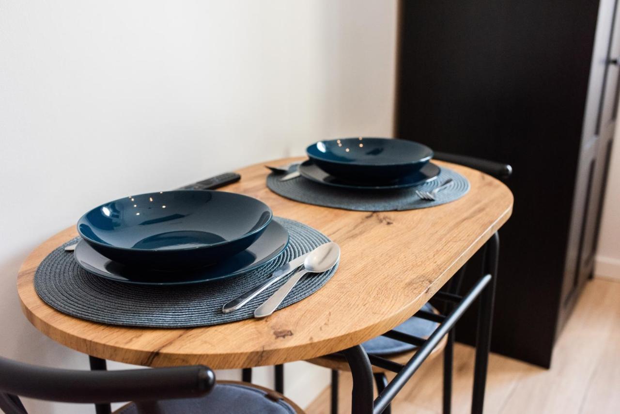 Homely, Little Studio, Top Location. Mala Kawalerka. 슈체친 외부 사진